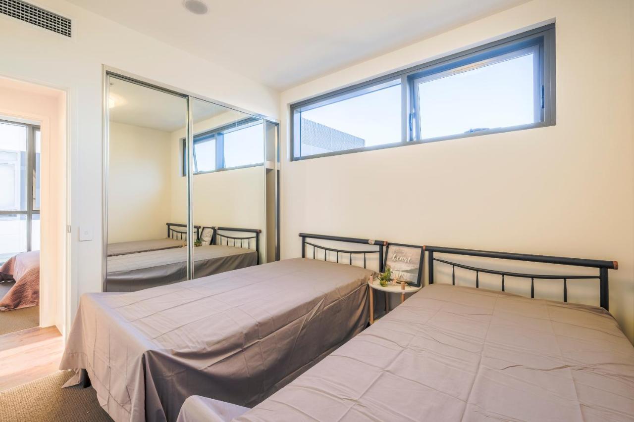 Lucid Apartment South Брисбен Экстерьер фото