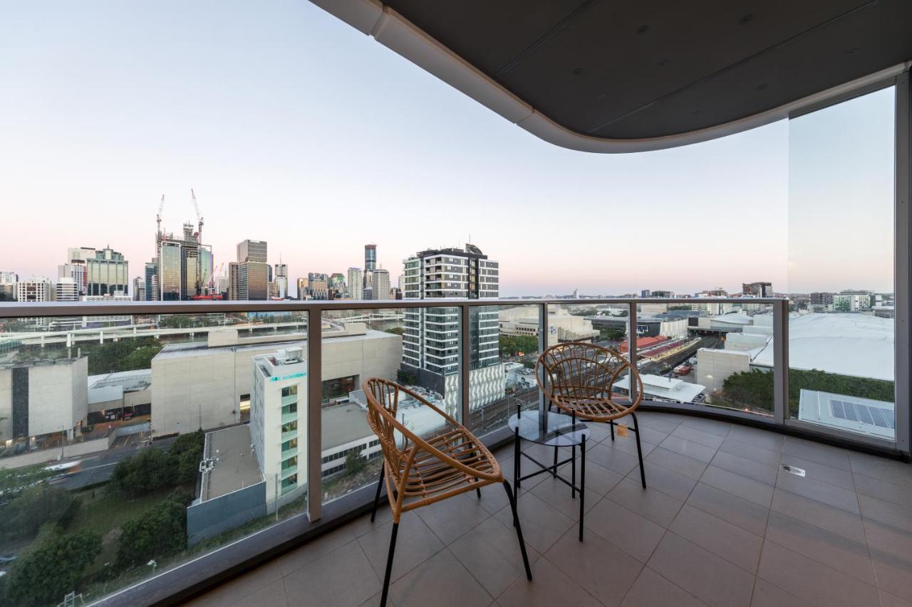 Lucid Apartment South Брисбен Экстерьер фото